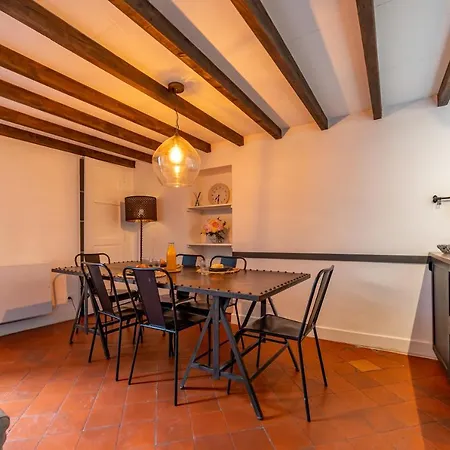 Loft Calme A La Maison Carree - Une Nuit A Nimes Exterior photo