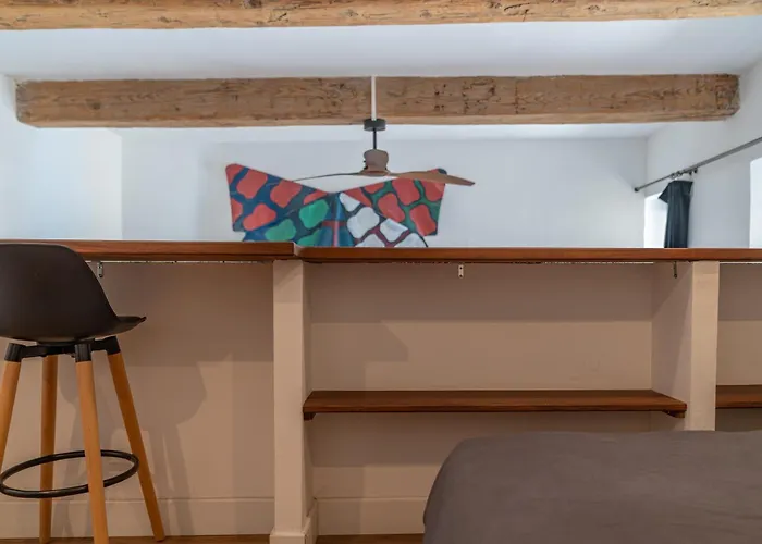 Loft Calme A La Maison Carree - Une Nuit A Nimes