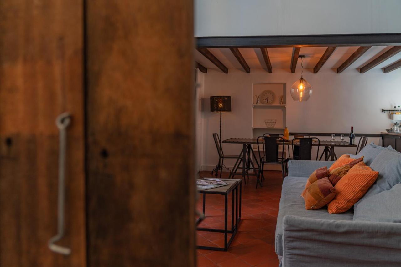 Loft Calme A La Maison Carree - Nuit A Apartment